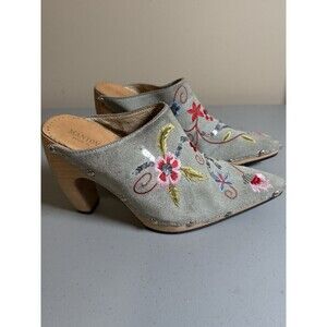 Mantovani Green Suede Embroidered Floral Mules Wood Heels Size 10 Italian